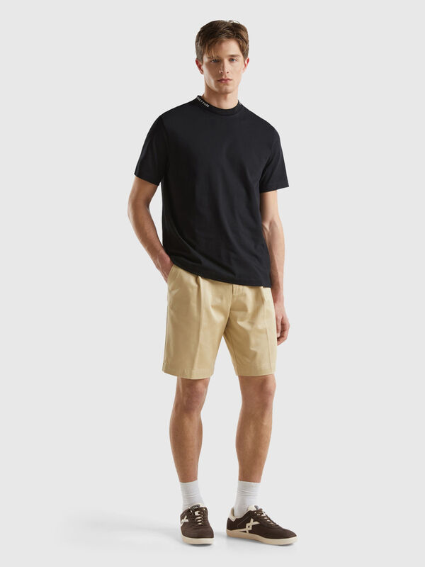 Oversized fit chinos Men
