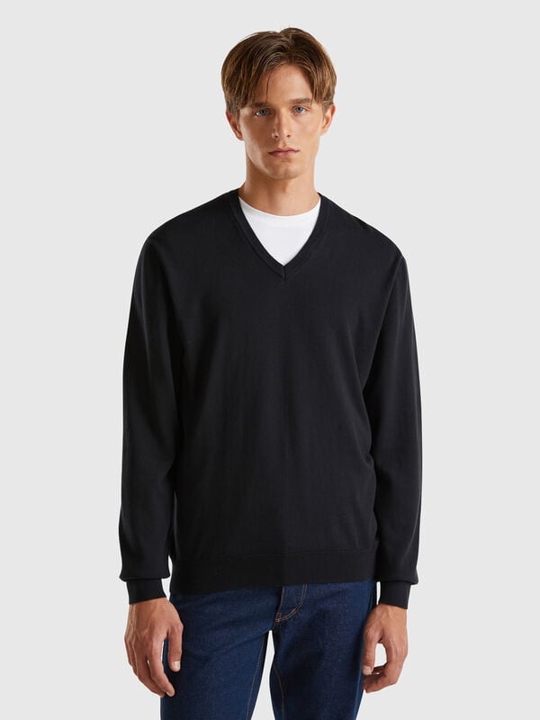 Pure cotton sweater with V-neck Men