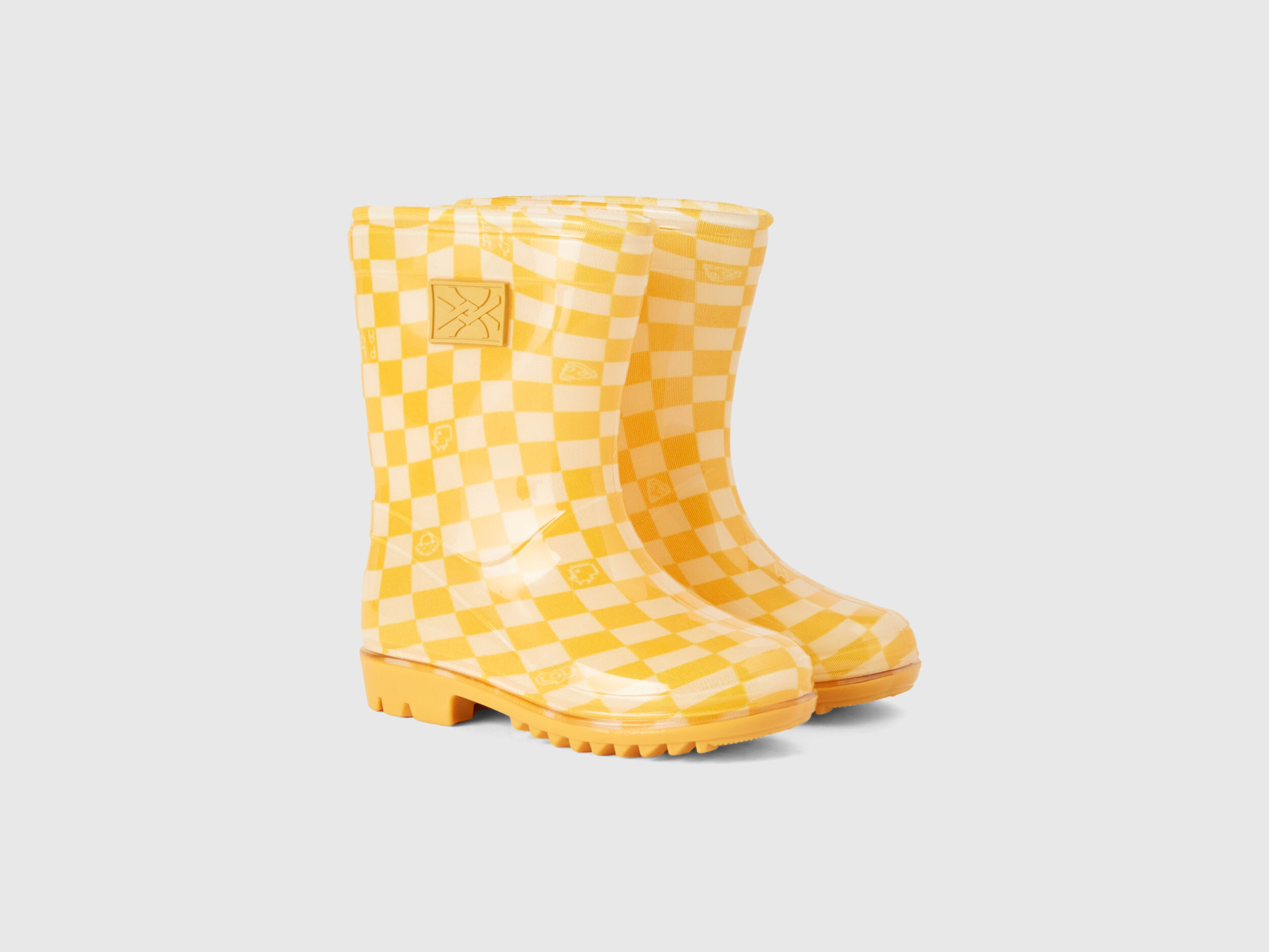 Rubber rain boots