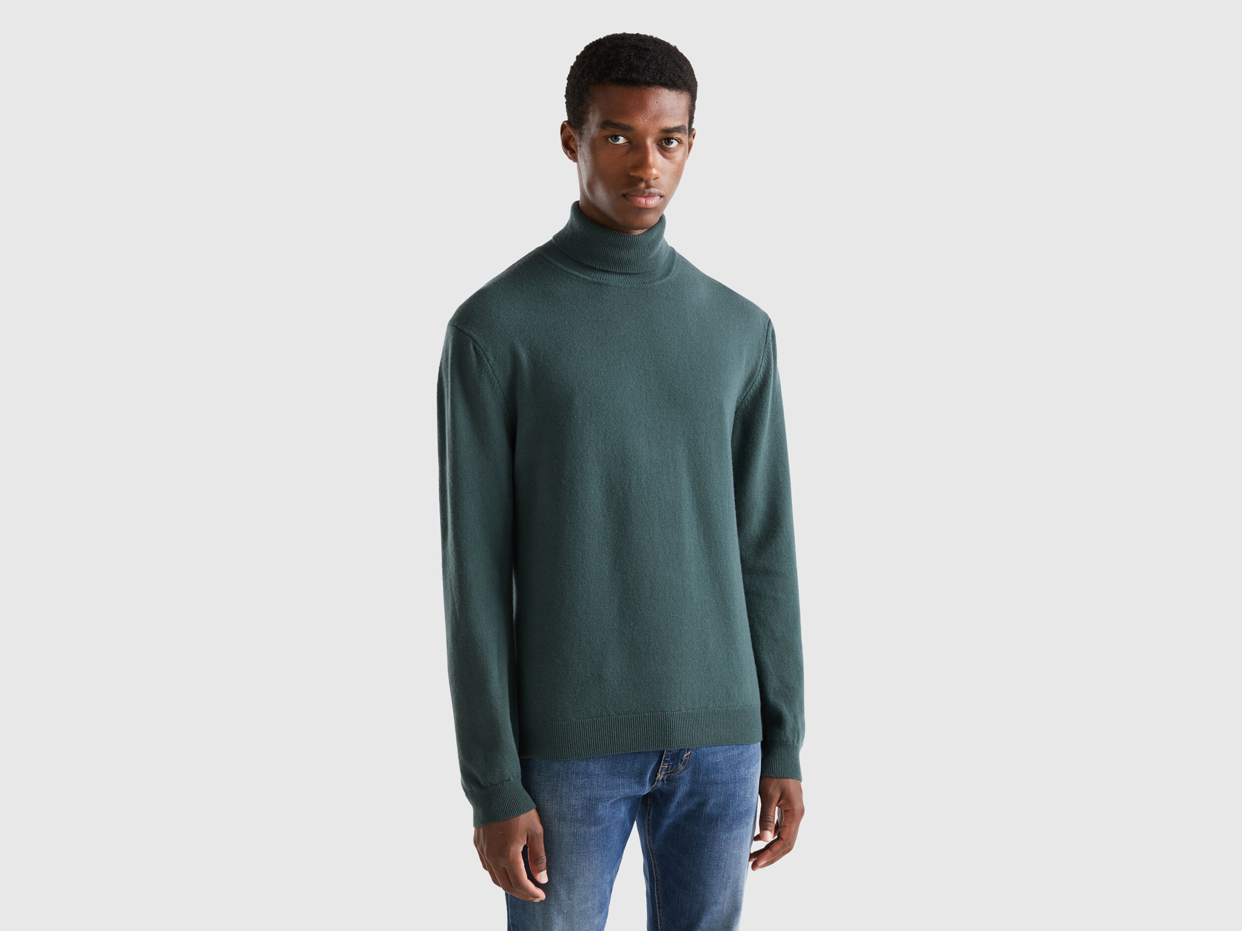 Green turtleneck cheap