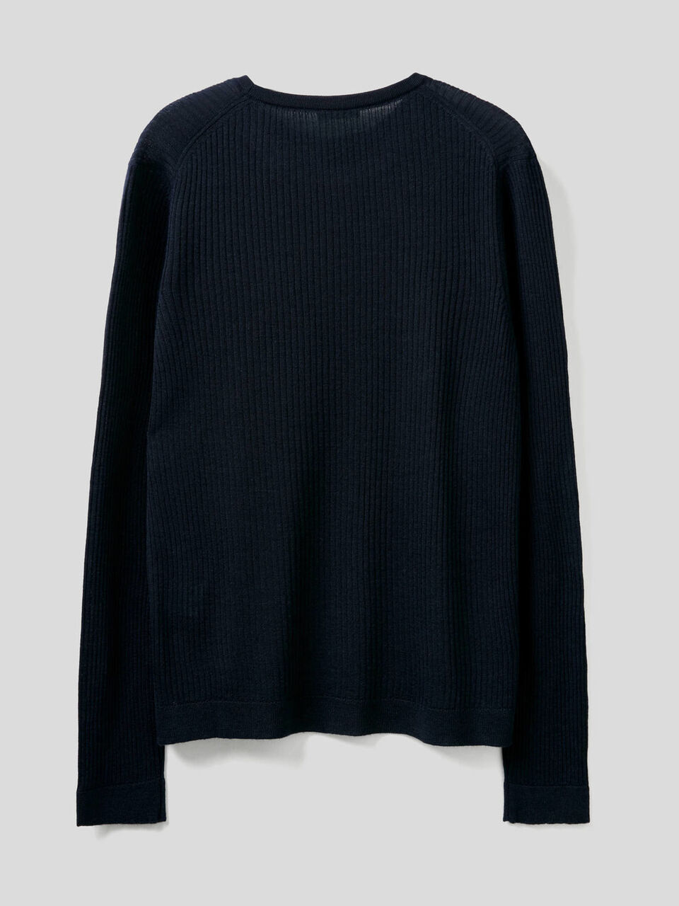Ribbed crew neck sweater image number 2