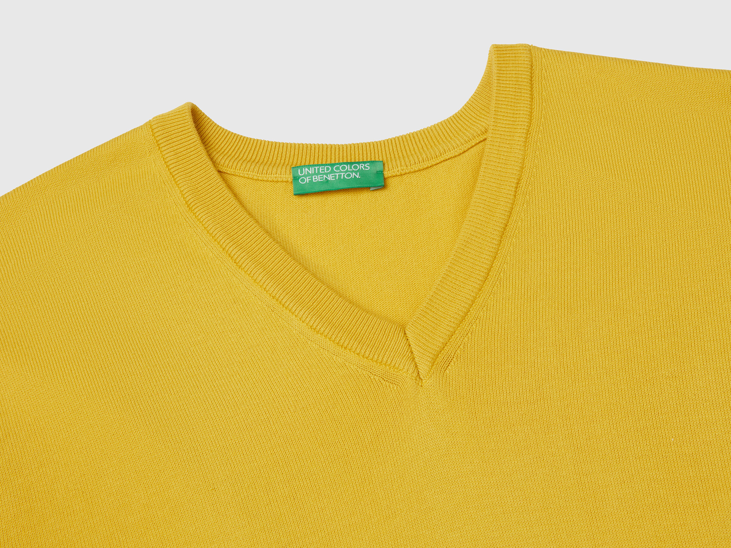 V NECK SWEATER L/S Men image number 5