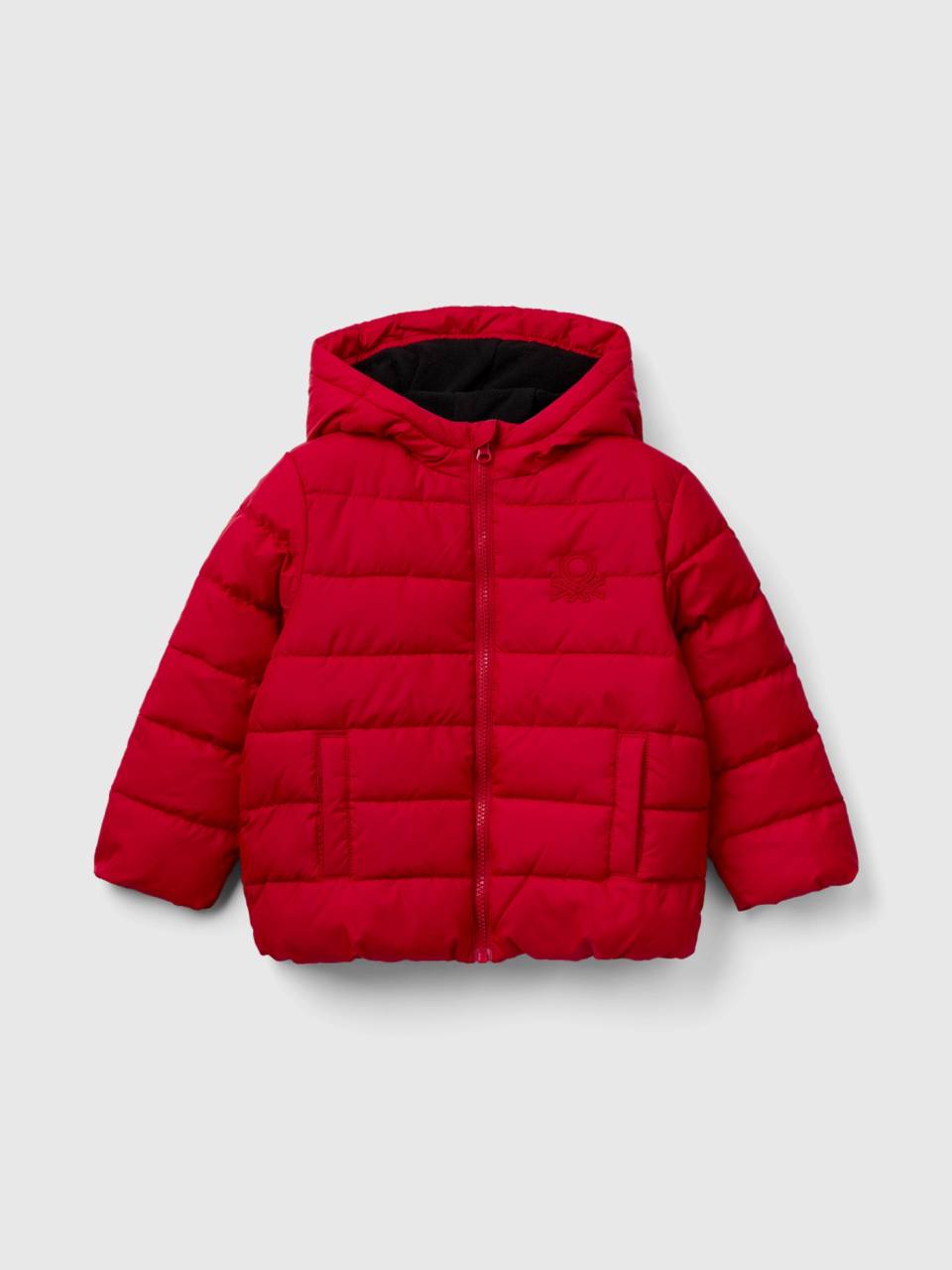 Puffer jacket with hood and logo Red Benetton