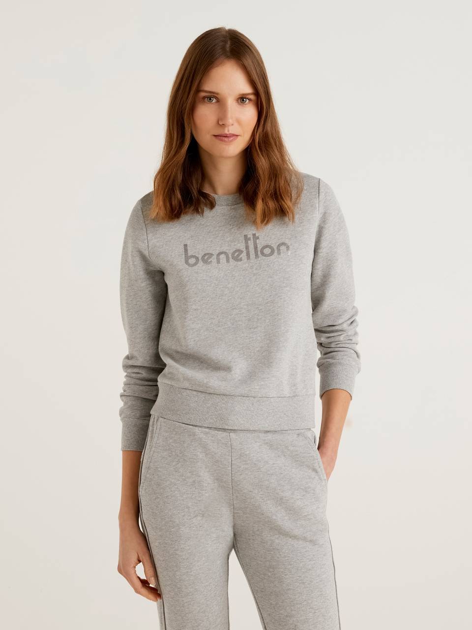 Benetton 100% cotton sweatshirt with logo print. 1