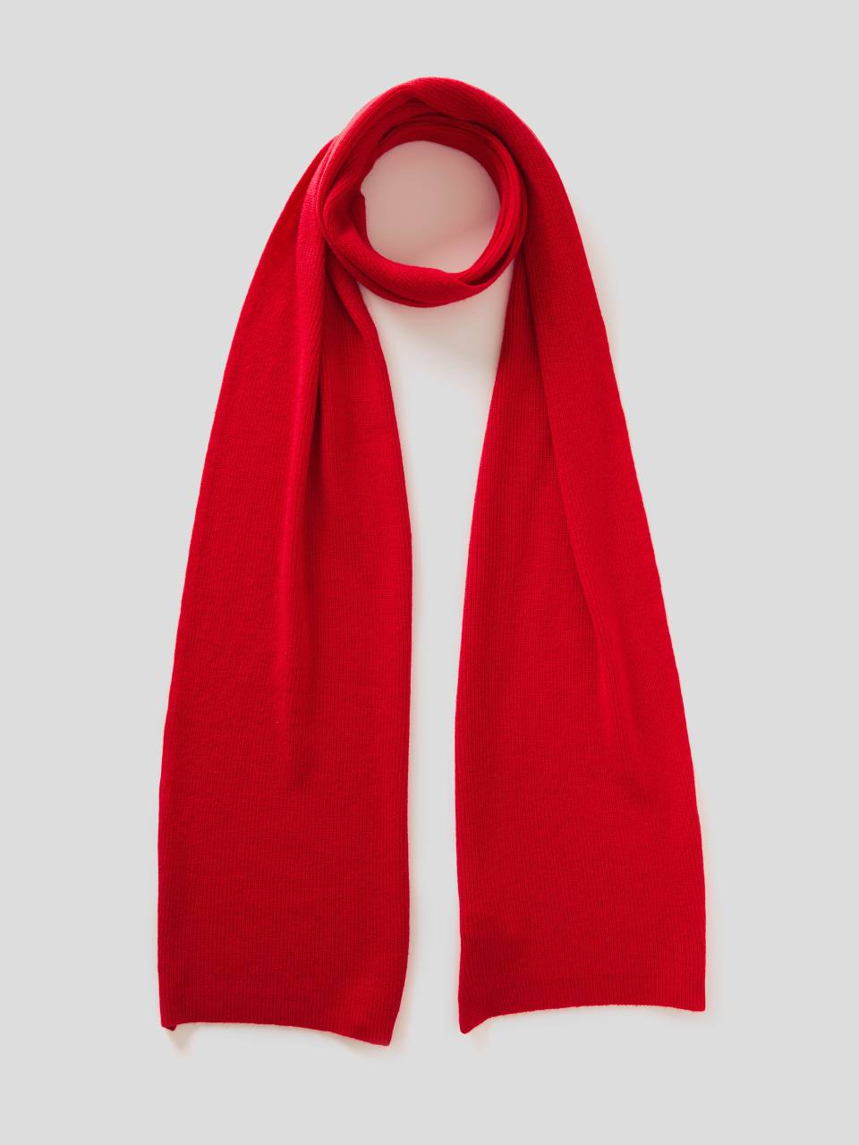 Benetton Scarf in wool and cashmere blend. 1 Benetton Scarf in wool and cashmere blend. 1