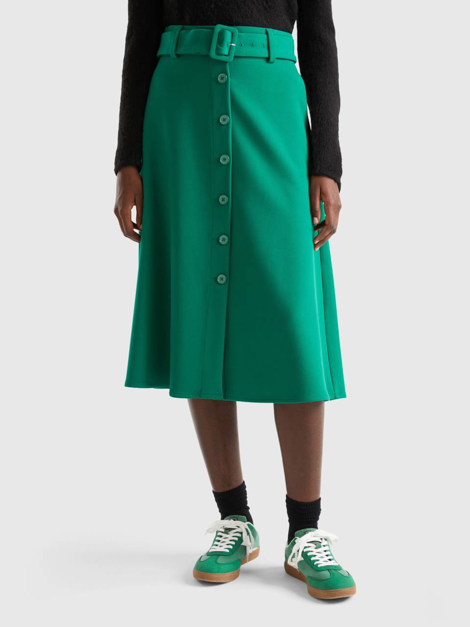 Midi skirt with belt and buttons