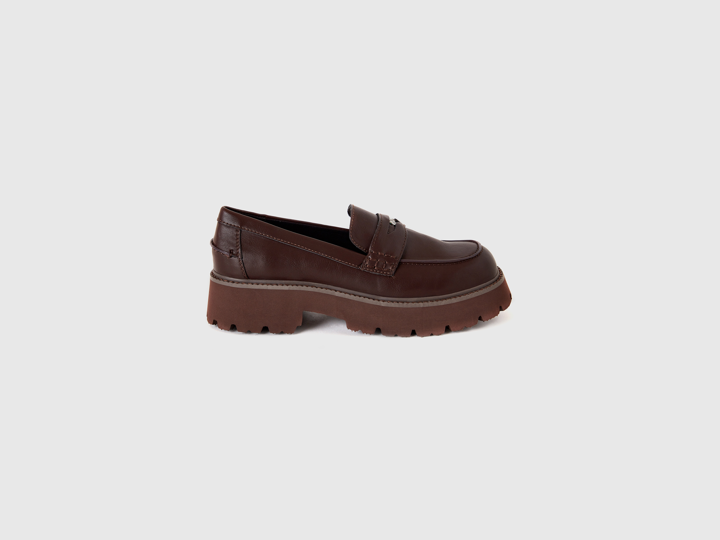 Benetton group loafers discount